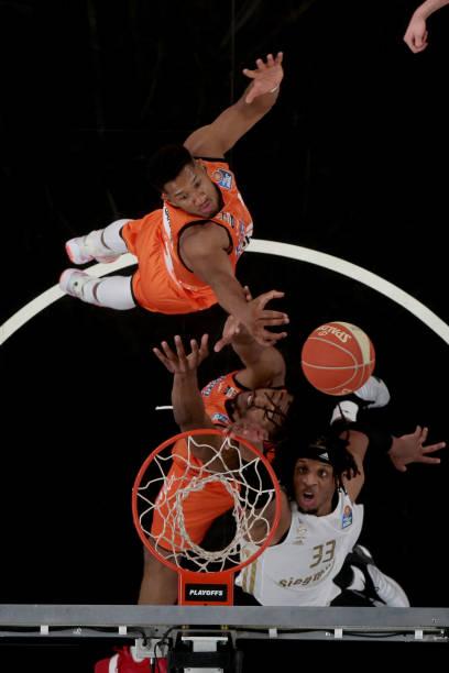 战术层面亟 战术层面亟