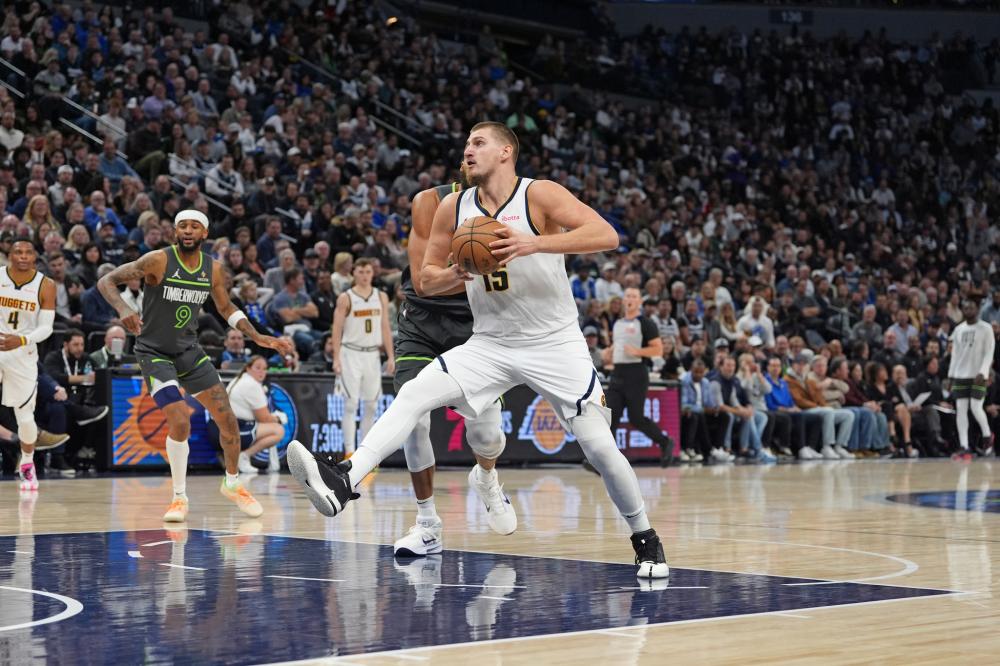 陲一跃成为 陲一跃成为